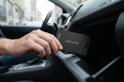 Wallet Card Lost Device Phone Tracker and luggage locator